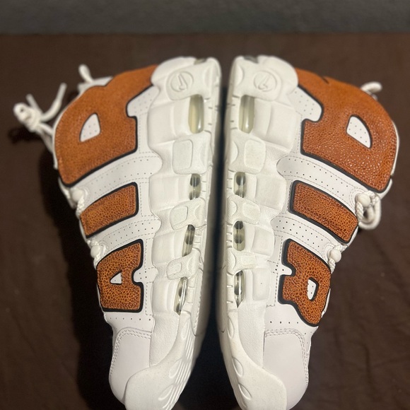 Nike Women's Sneakers White and Brown Air Max Uptempo Fits Men 12.5 new - Picture 2 of 8